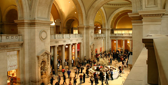 metropolitan museum of art entrance hall